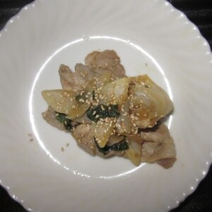焼き肉のタレde豚肉、玉葱＆大葉炒め